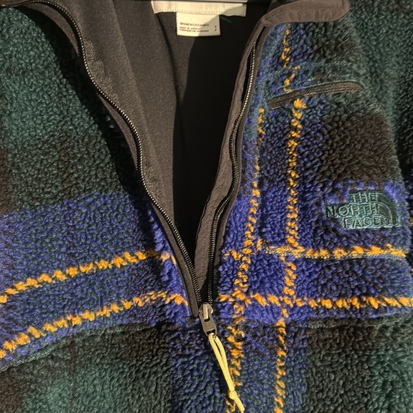 North Face Fleece Pull Over - Size S - Picture 7 of 8